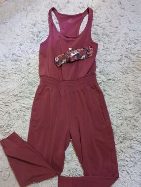 Sleeveless Wine-Colored Racerback NIKE Jumpsuit with Matching Headband